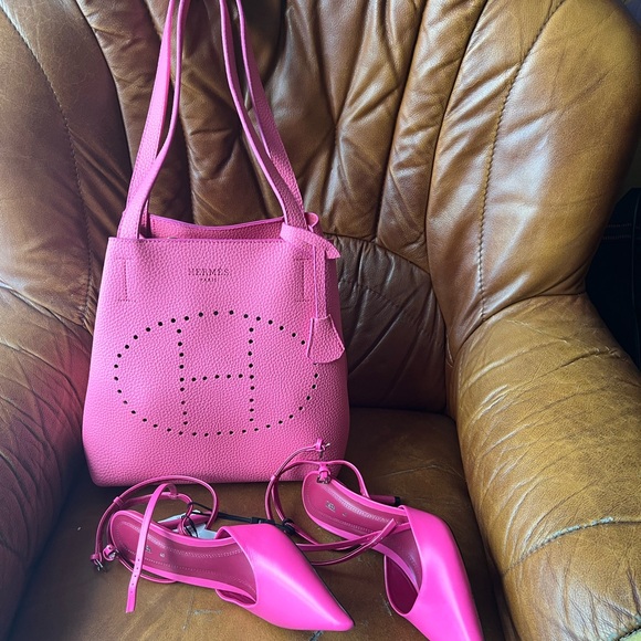 NWT Zara designed pink shoes with ankle strap with matching handbag . - Picture 12 of 13